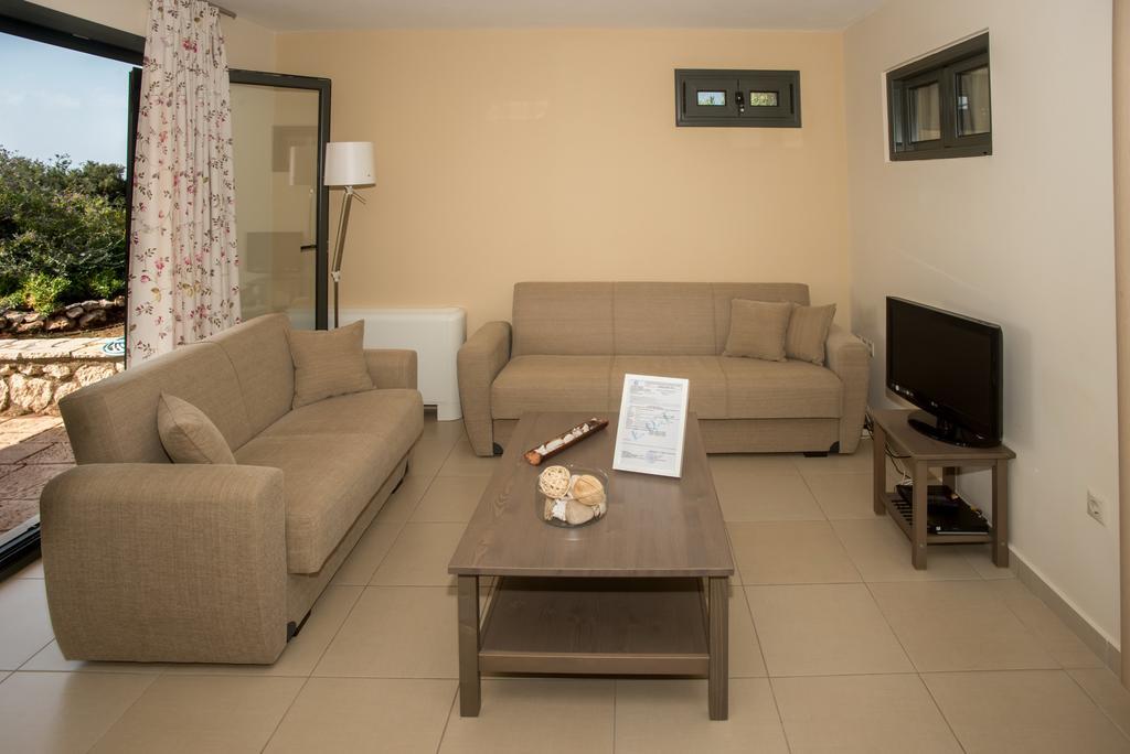 Korallis Villas Karavádhos Exteriör bild